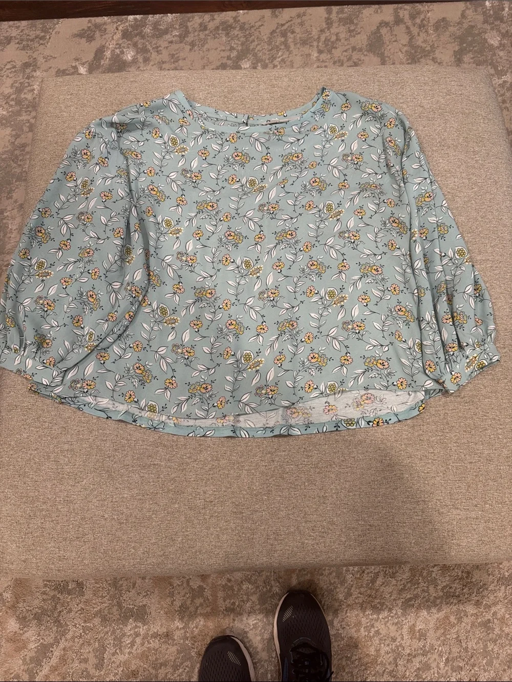 Light Blue Floral Puff-Sleeve Women's Top